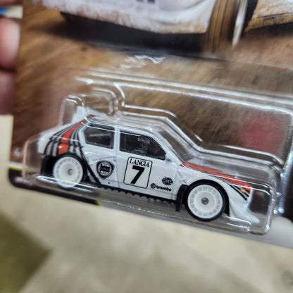 Hot Wheels Premium - Thrill Climbers - Lancia Delta S4
