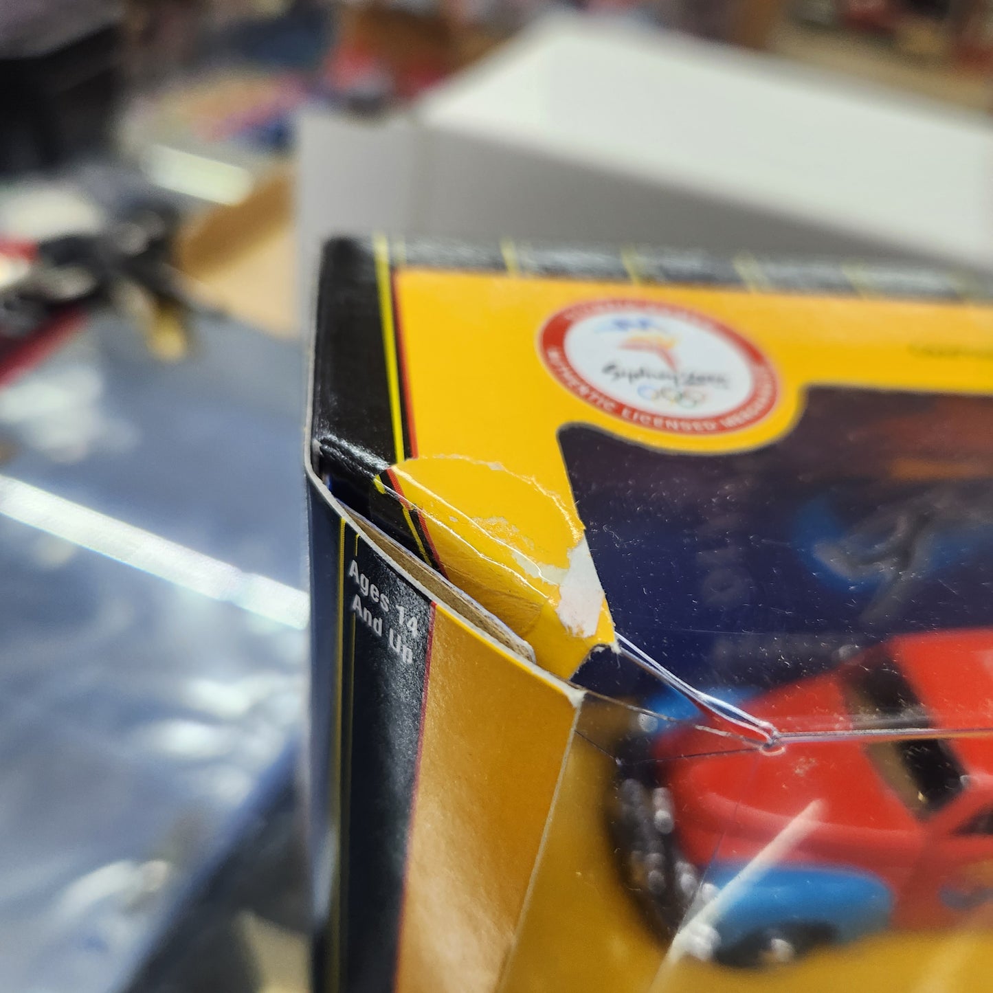 Matchbox - 1956 Holden FJ Panel Van 'Sydney 2000 Torch Relay' - 1:43 Scale