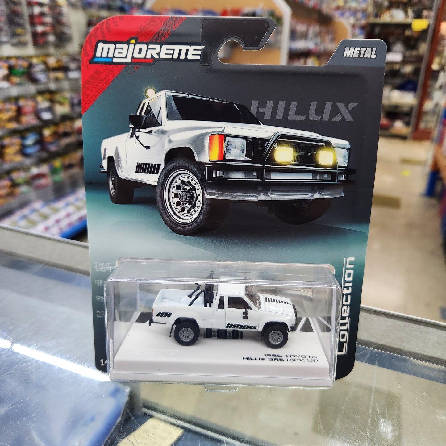 Majorette - Collection Series (Wave 4) - 1985 Toyota Hilux SR5 Pickup (White)