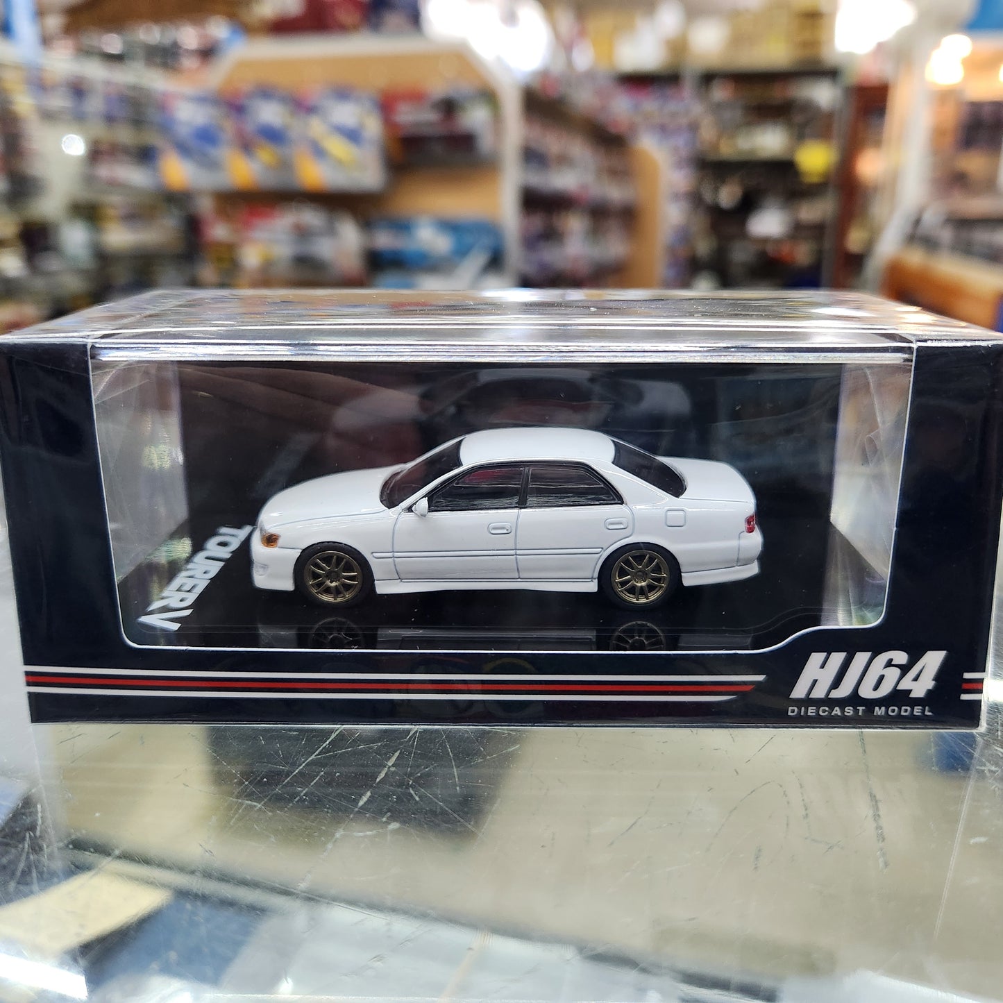 Hobby Japan - Toyota Chaser Tourer V (JZX100) Early Version 1996 JDM Style (Super White)
