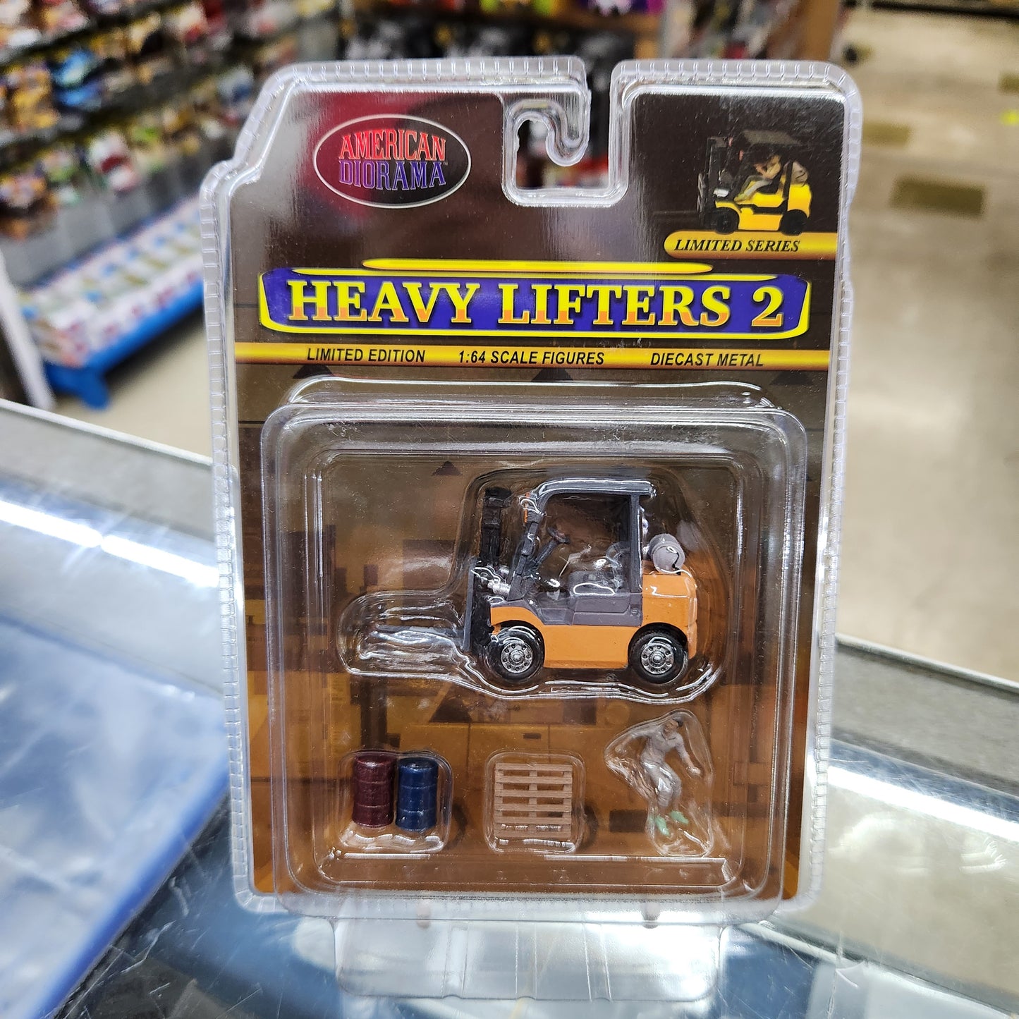 American Diorama - Diecast Figurines - Heavy Lifters 2 - 1:64 Scale