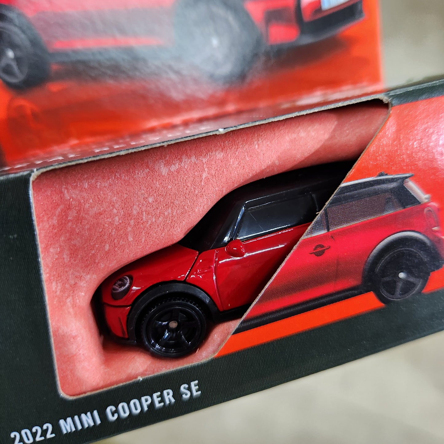Matchbox - Moving Parts - 2022 Mini Cooper SE (Red)