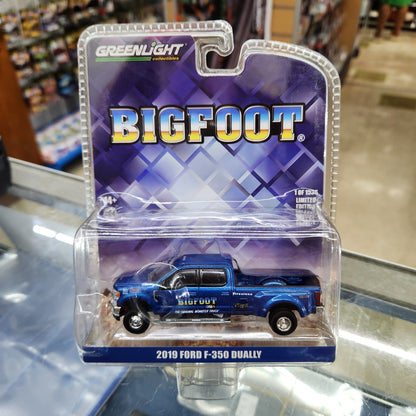 Greenlight - 2019 Ford F-350 Dually 'Big Foot' - 1:64 Scale
