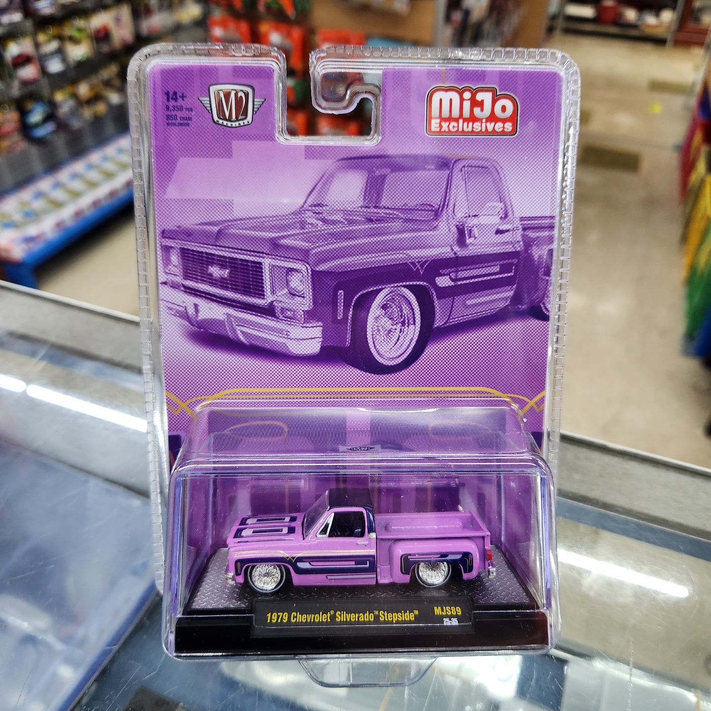 M2 Machines - 1978 Chevrolet Silverado Lowrider (Purple)