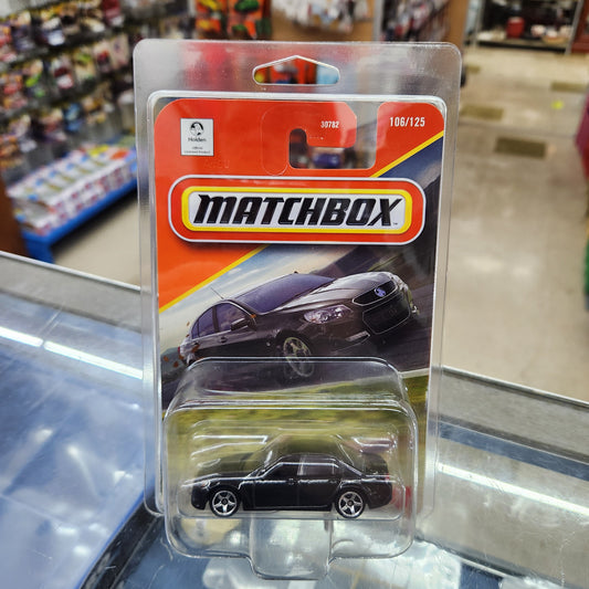 Matchbox - Holden VF Commodore SSV (Black) - Long Card