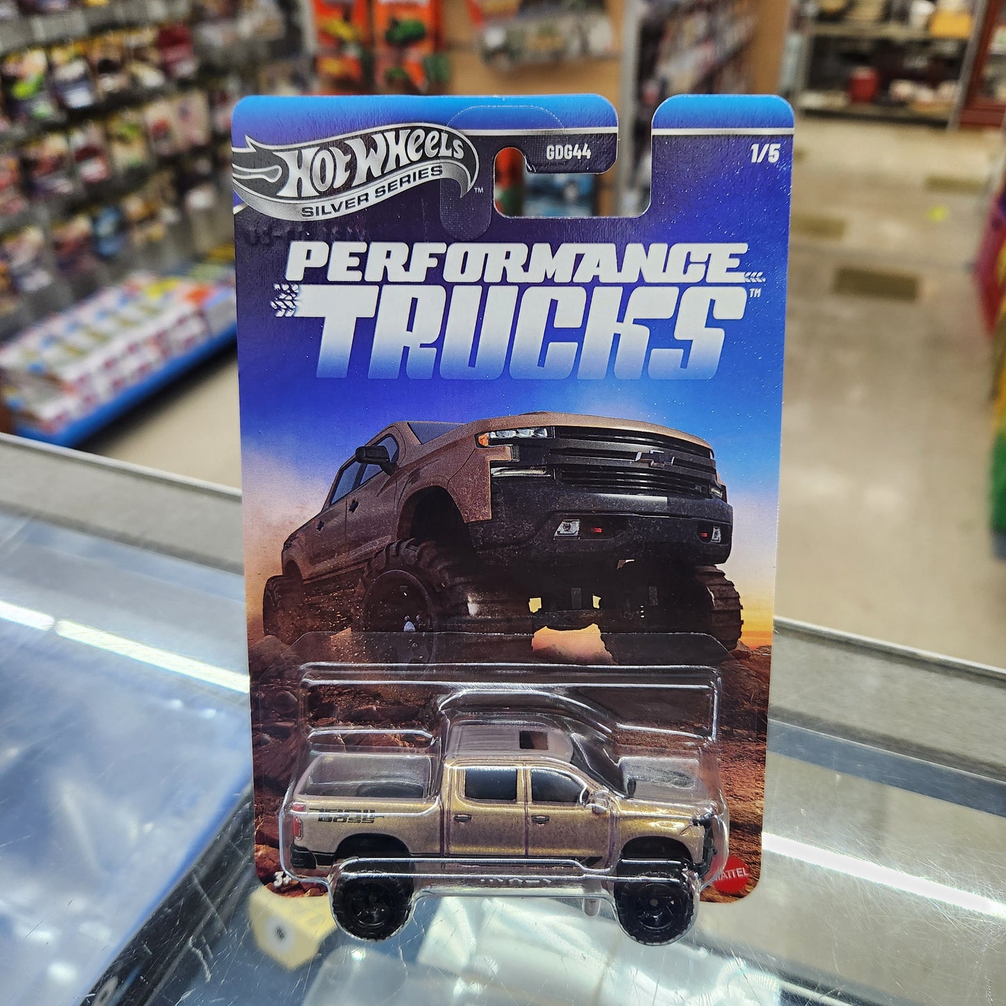 Hot Wheels Silver Series - Performance Trucks - 2019 Chevrolet Silverado Trail Boss LT