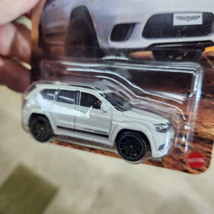 Hot Wheels Silver Series - Performance Trucks - 2019 Jeep Grand Cherokee Trackhawk