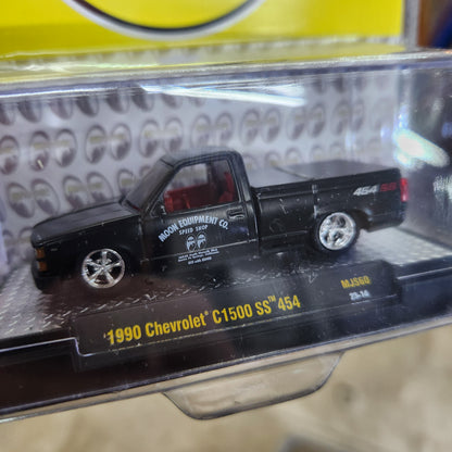 M2 Machines - 1990 Chevrolet C1500 SS 454 'Mooneyes' Pickup Truck
