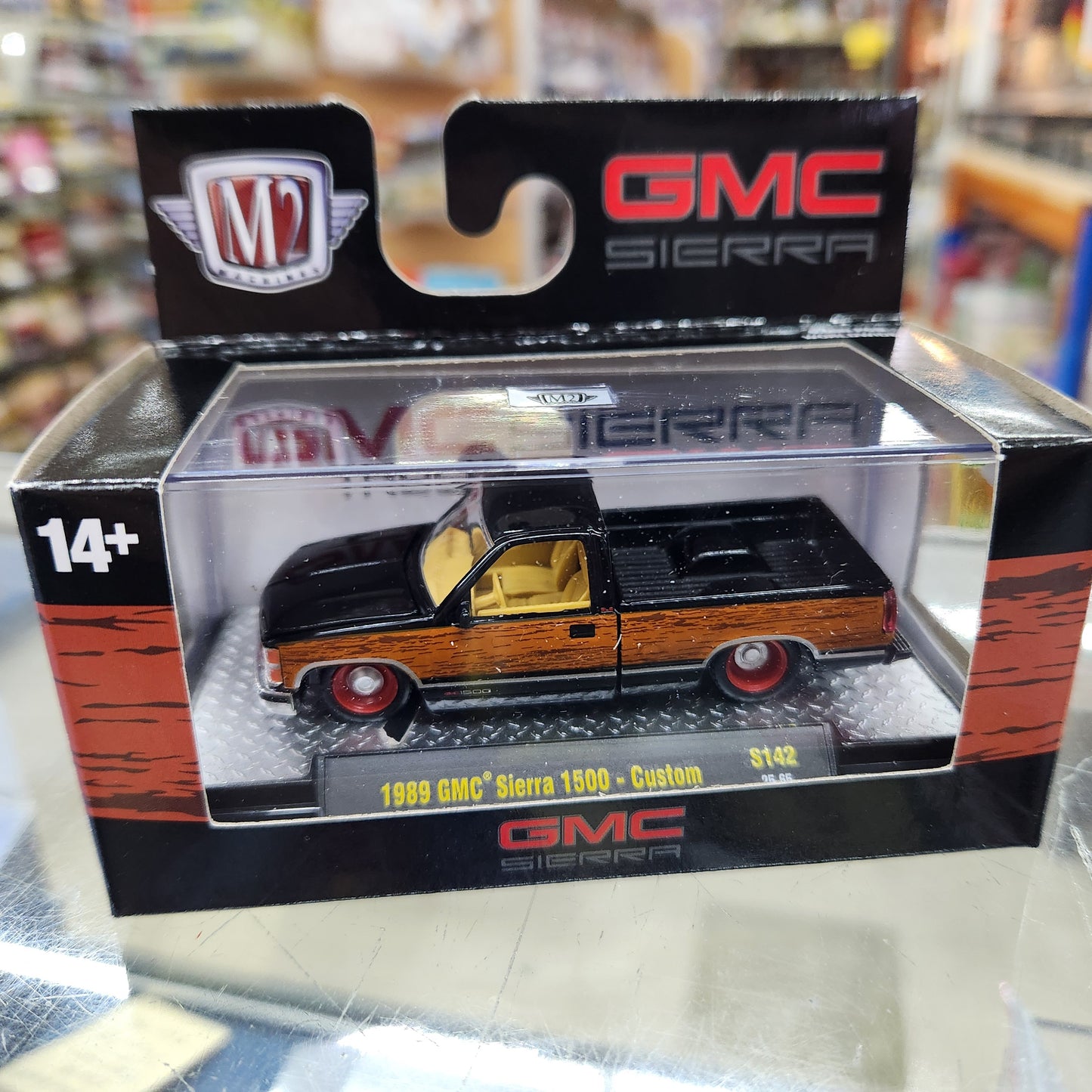 M2 Machines - 'Auto-Thentics' Mix 142 - 1989 GMC Sierra 1500 - Custom