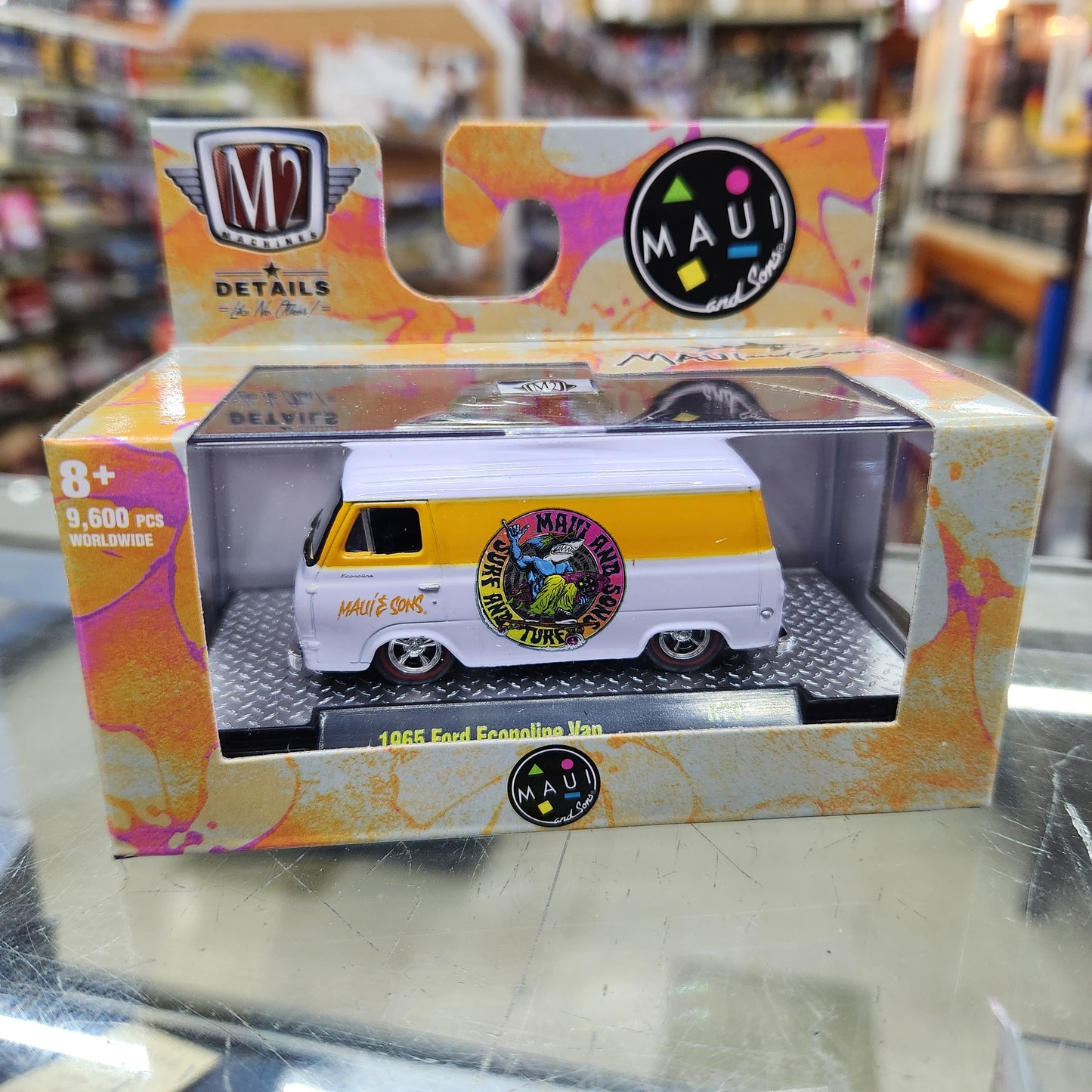 M2 Machines - 'Auto-Thentics Mix 70 - 1965 Ford Econoline Van 'Maui & Sons'