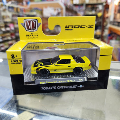 M2 Machines - 'Auto-Thentics Mix 70 - 1985 Chevrolet Camaro IROC-Z