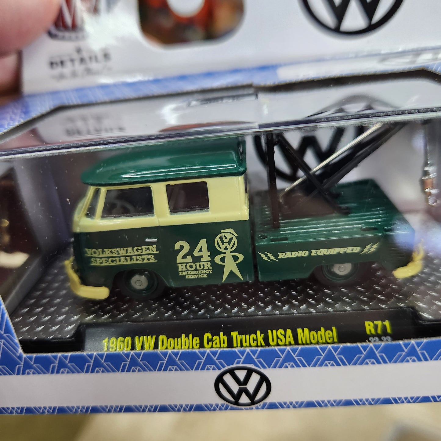M2 Machines - 'Auto-Thentics Mix 71 - 1960 VW Double Cab Truck USA Model
