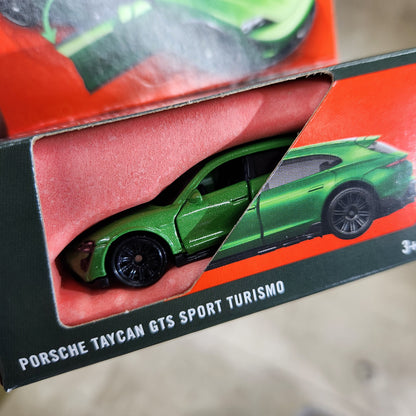 Matchbox - Moving Parts - Porsche Taycan GTS Sport Turismo (Green)