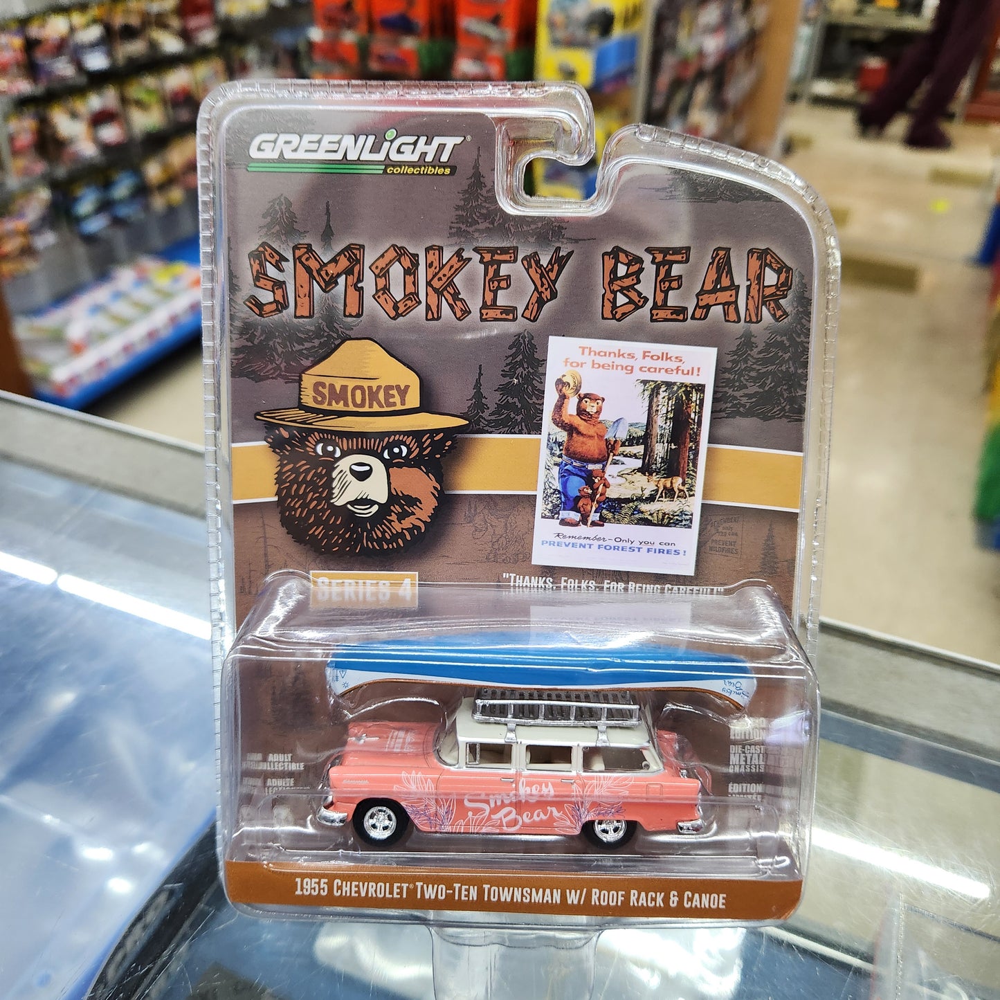 Greenlight - 'Smokey Bear' Series 4 - 1955 Chevrolet Two-Ten Townsman