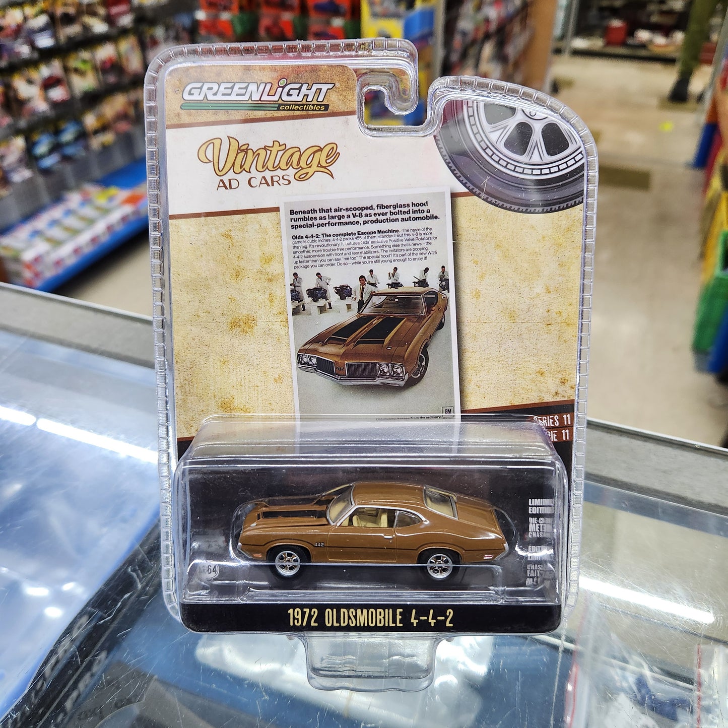 Greenlight - 'Vintage Ad Cars' Series 11 - 1972 Oldsmobile 4-2-2