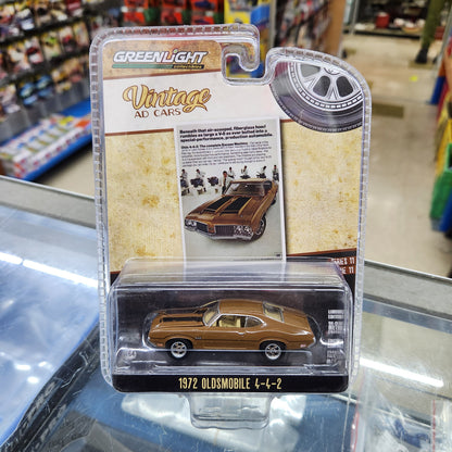 Greenlight - 'Vintage Ad Cars' Series 11 - 1972 Oldsmobile 4-2-2