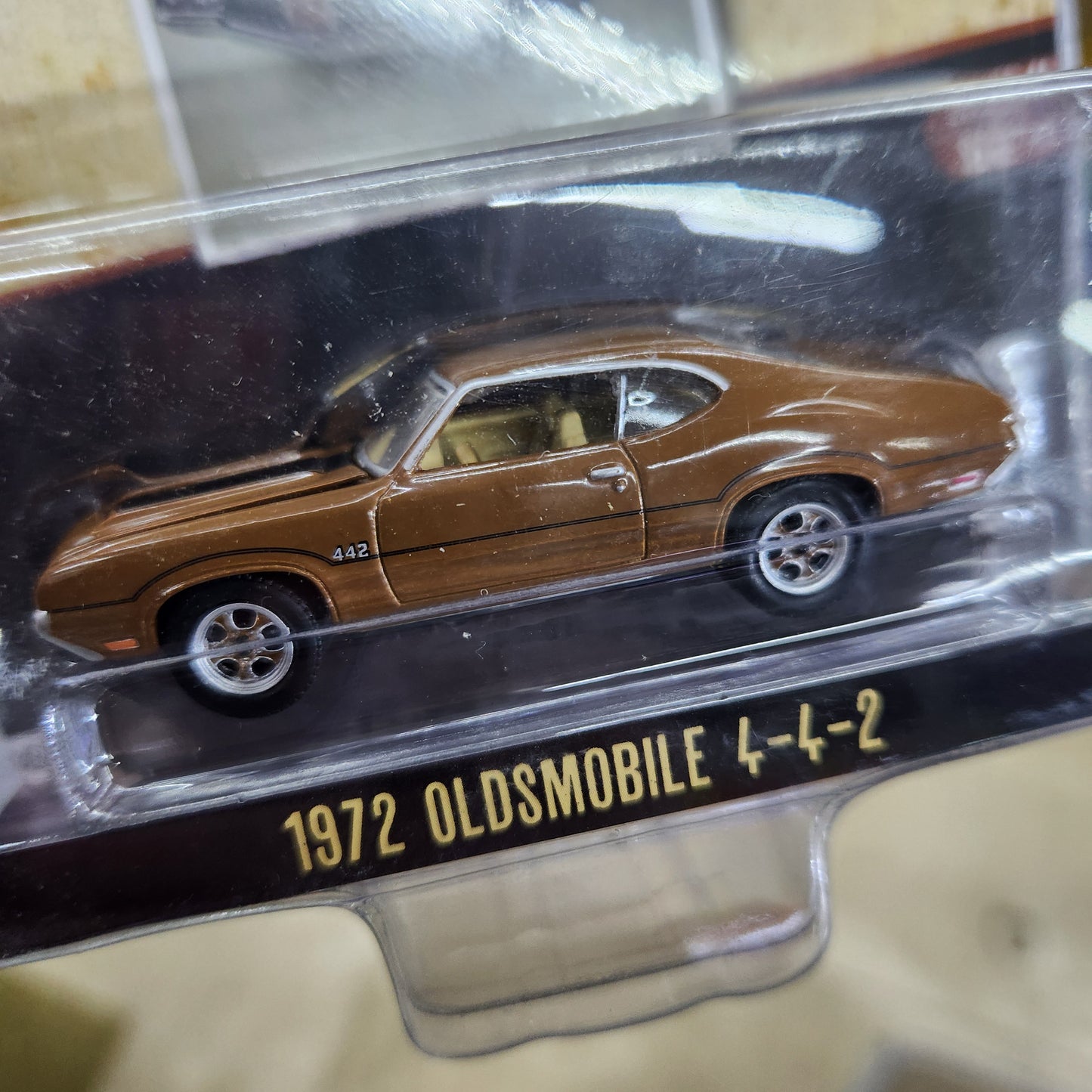 Greenlight - 'Vintage Ad Cars' Series 11 - 1972 Oldsmobile 4-2-2