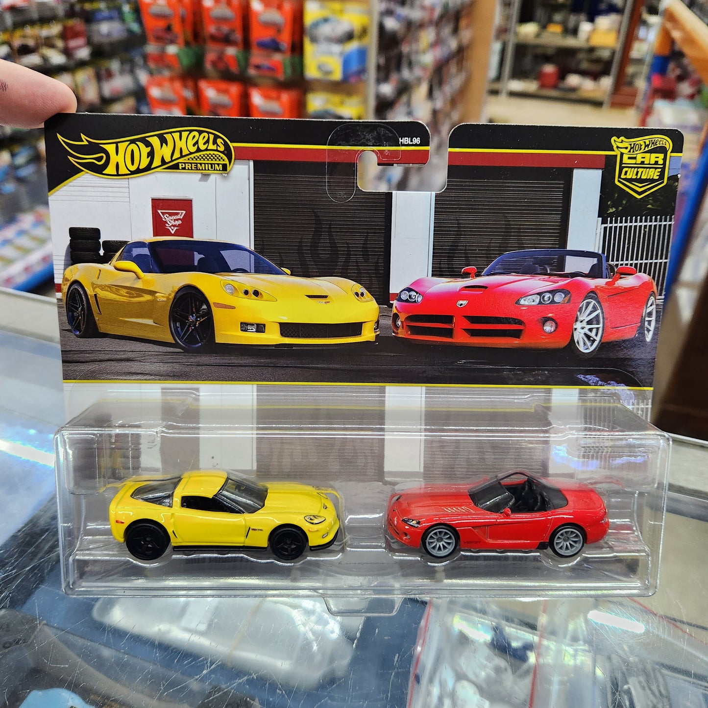 Hot Wheels Premium - Car Culture - 2 Pack - 2012 Corvette Z06 & 2003 Dodge Viper SRT-10