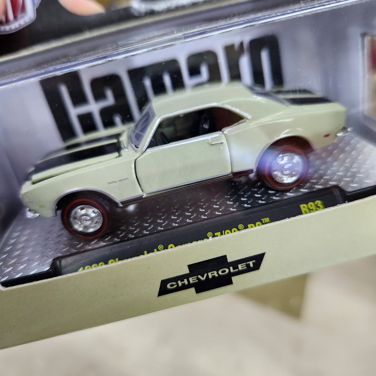 M2 Machines - 'Detroit Muscle' Mix 93 - 1968 Chevrolet Camaro Z/28 RS