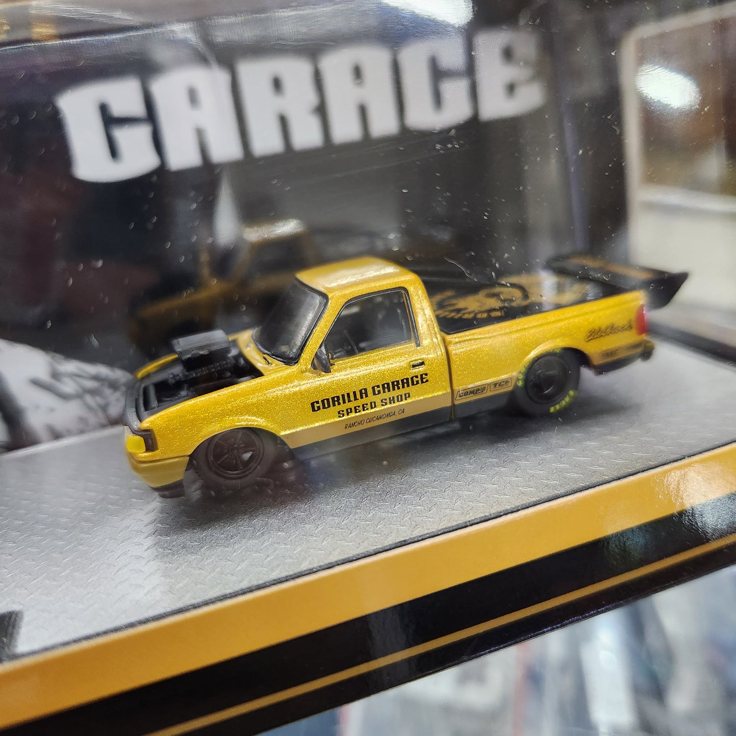 M2 Machines - 'Auto-Haulers' Mix 96 - 1969 Ford F-350 + 1995 Ford Ranger XLT