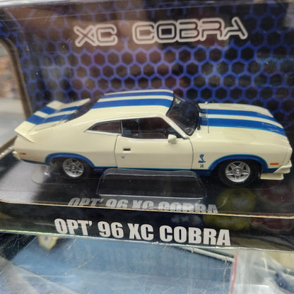 DDA - Ford Falcon XC Cobra Option 96 (White/Blue) - 1:32 Scale