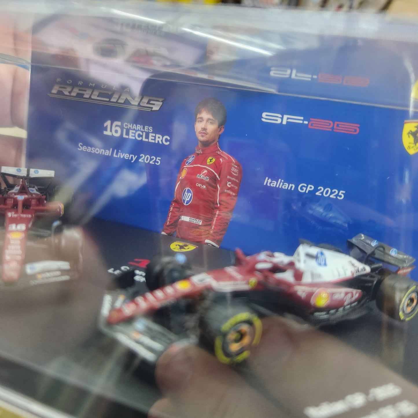 Bburago - Formula Racing - 2025 Scuderia Ferrari SF-25 Twin Pack - #16 Charles Leclerc