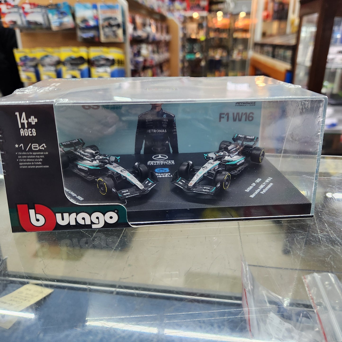 Bburago - Formula Racing - 2025 Mercedes AMG W16 - Twin Pack - #63 George Russell