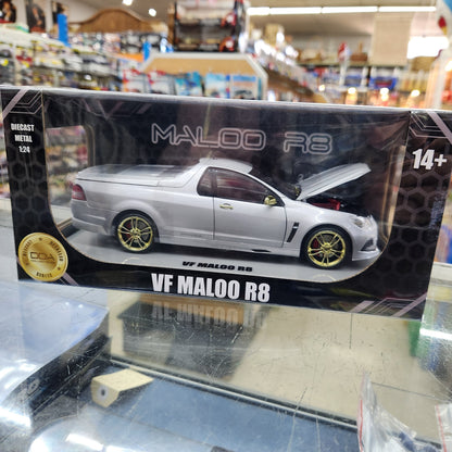 DDA - Holden VF Maloo R8 Ute (Silver) - 1:24 Scale **CHASE**