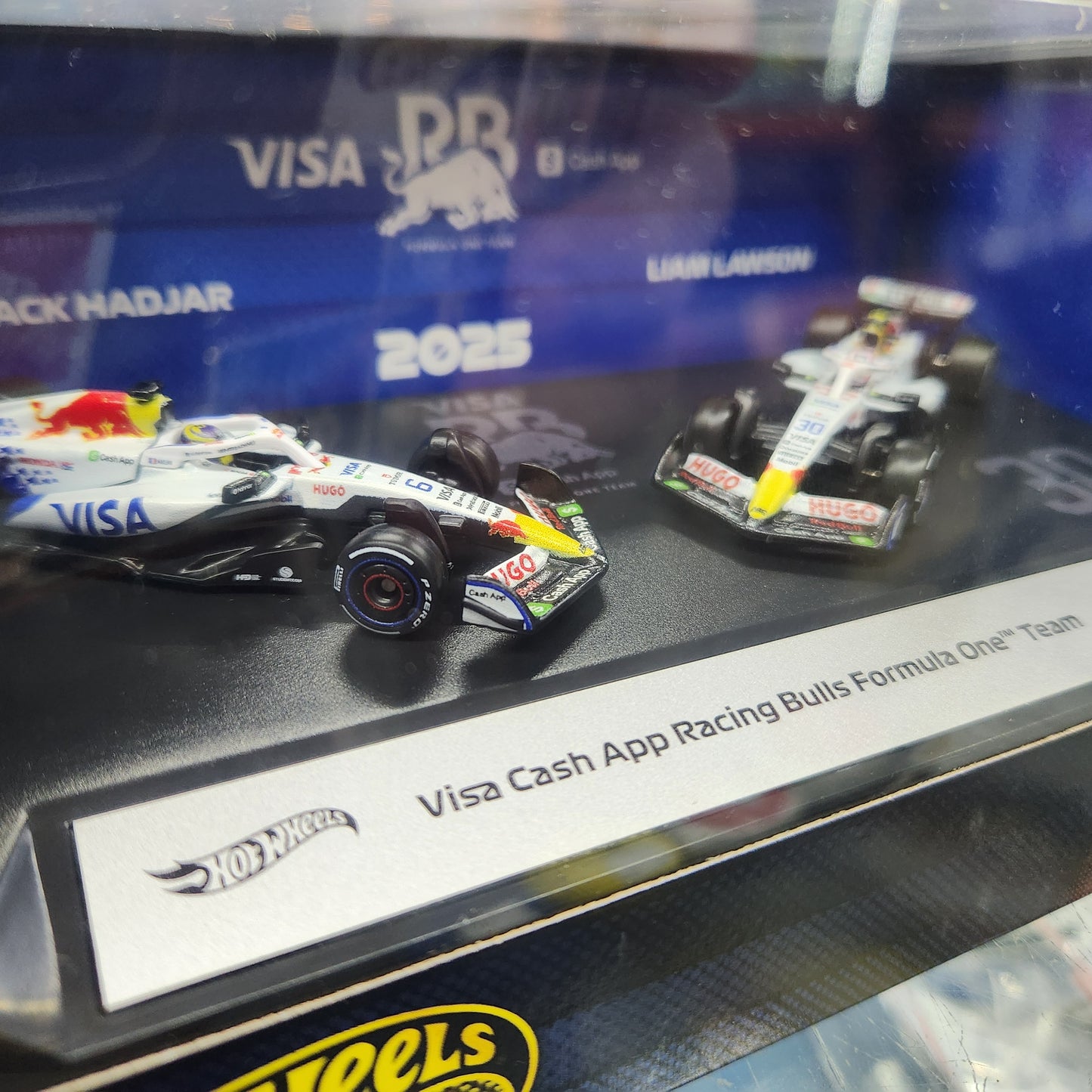 Hot Wheels Premium - 2025 Formula 1 Visa Cash App Racing Bulls F1 Team - 2 Pack (Mix 1)