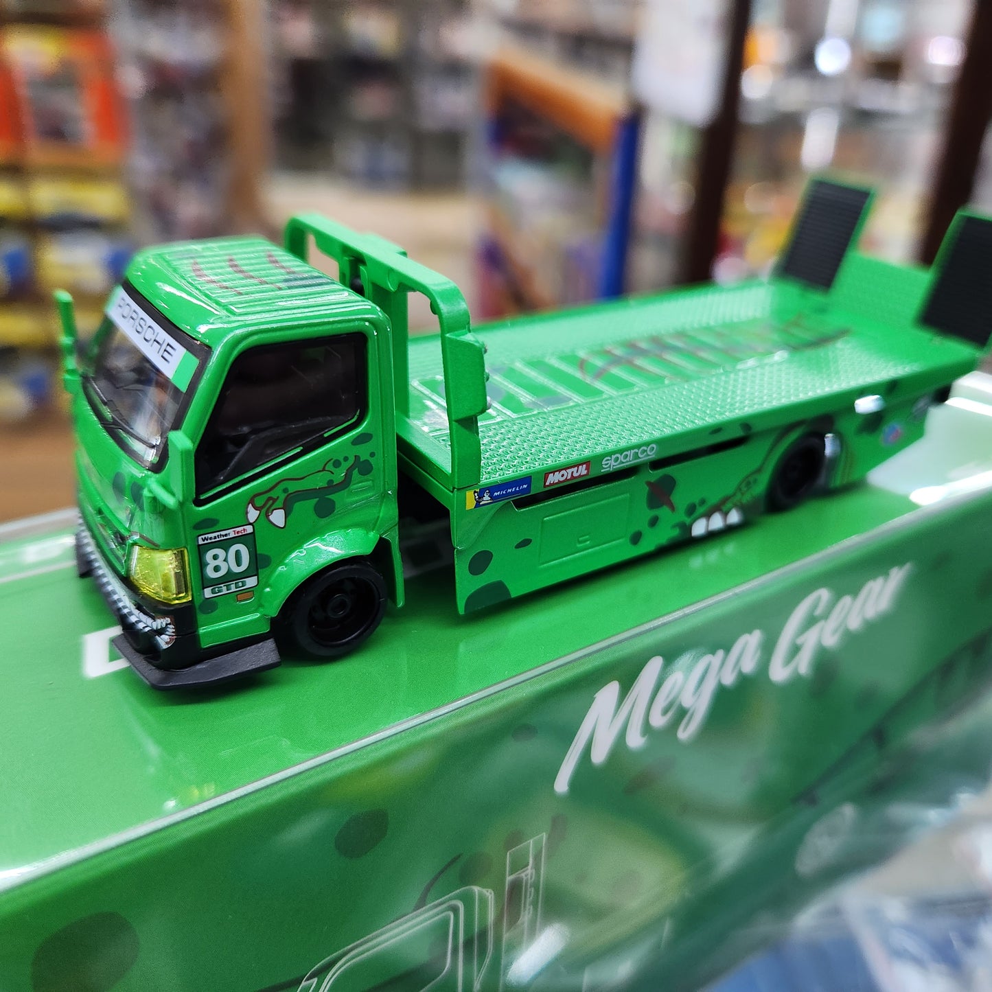 Mega Gear - H300 Custom Flat Bed Tow Truck 'Rexy' - 1:64 Scale