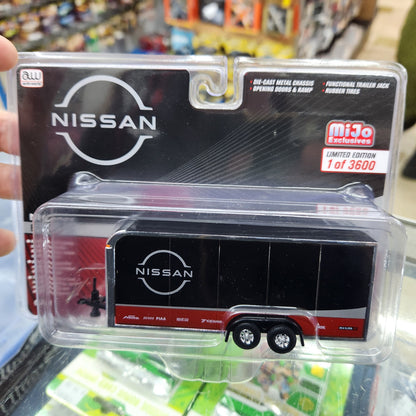 Auto World - Enclosed Trailer 'Nissan' - 1:64 Scale
