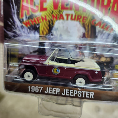 Greenlight - Hollywood Series 28 - 1967 Jeep Jeepster 'Ace Ventura: When Nature Calls'