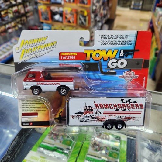 Johnny Lightning - Tow & Go Release 2 - 1965 Dodge A-100 Pickup with Trailer