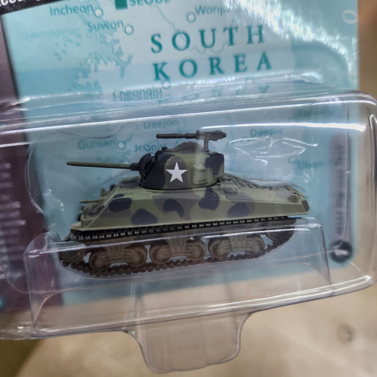Johnny Lightning - 2023 Military R1 Ver A - M4A3 Sherman Tank