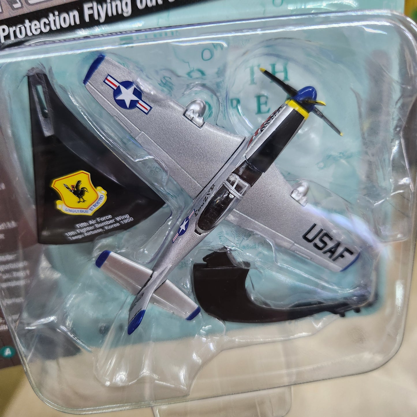 Johnny Lightning - 2023 Military R1 Ver A - North American Aviation F-51D Mustang