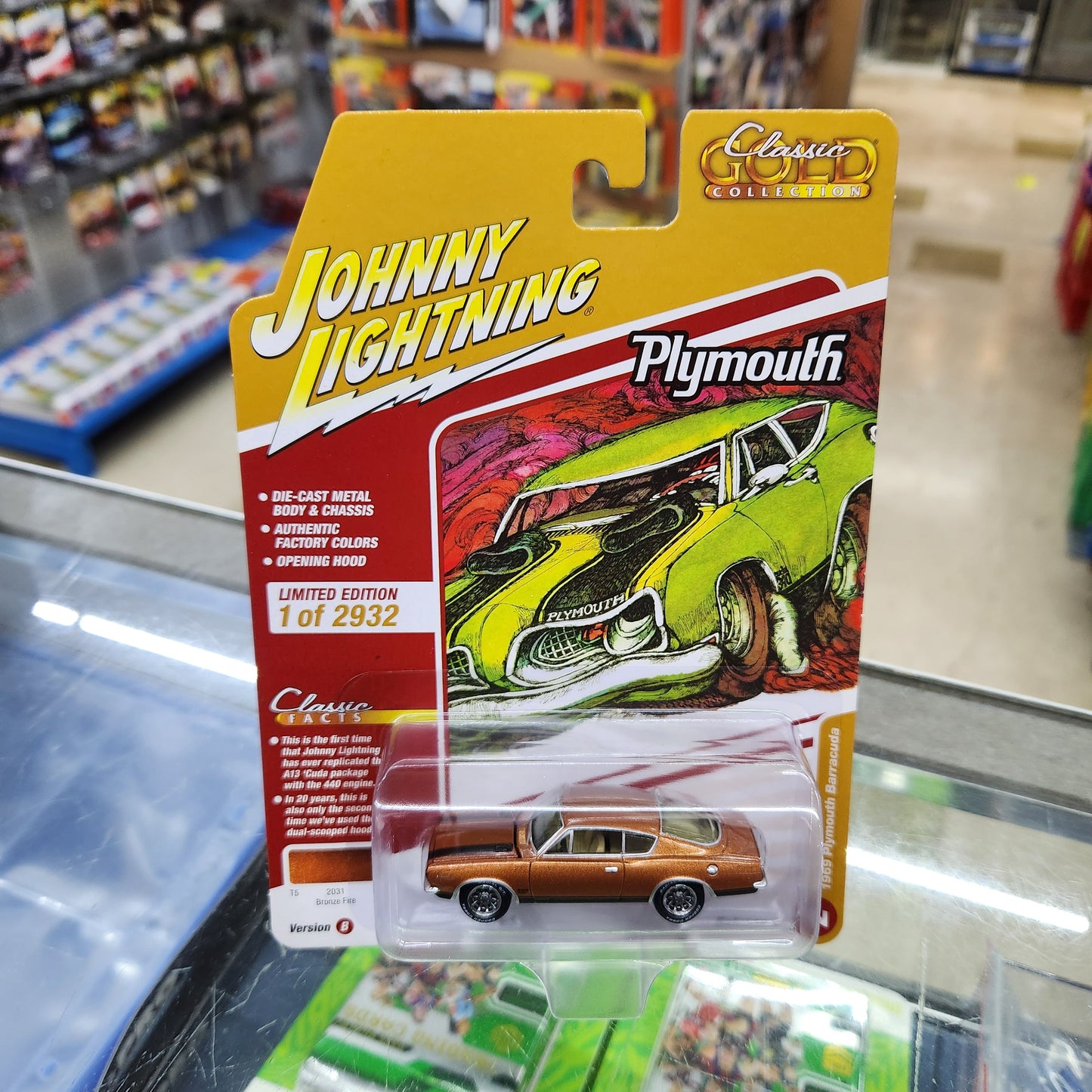 Johnny Lightning - 2023 Classic Gold R2 Ver B - 1969 Plymouth Barracuda