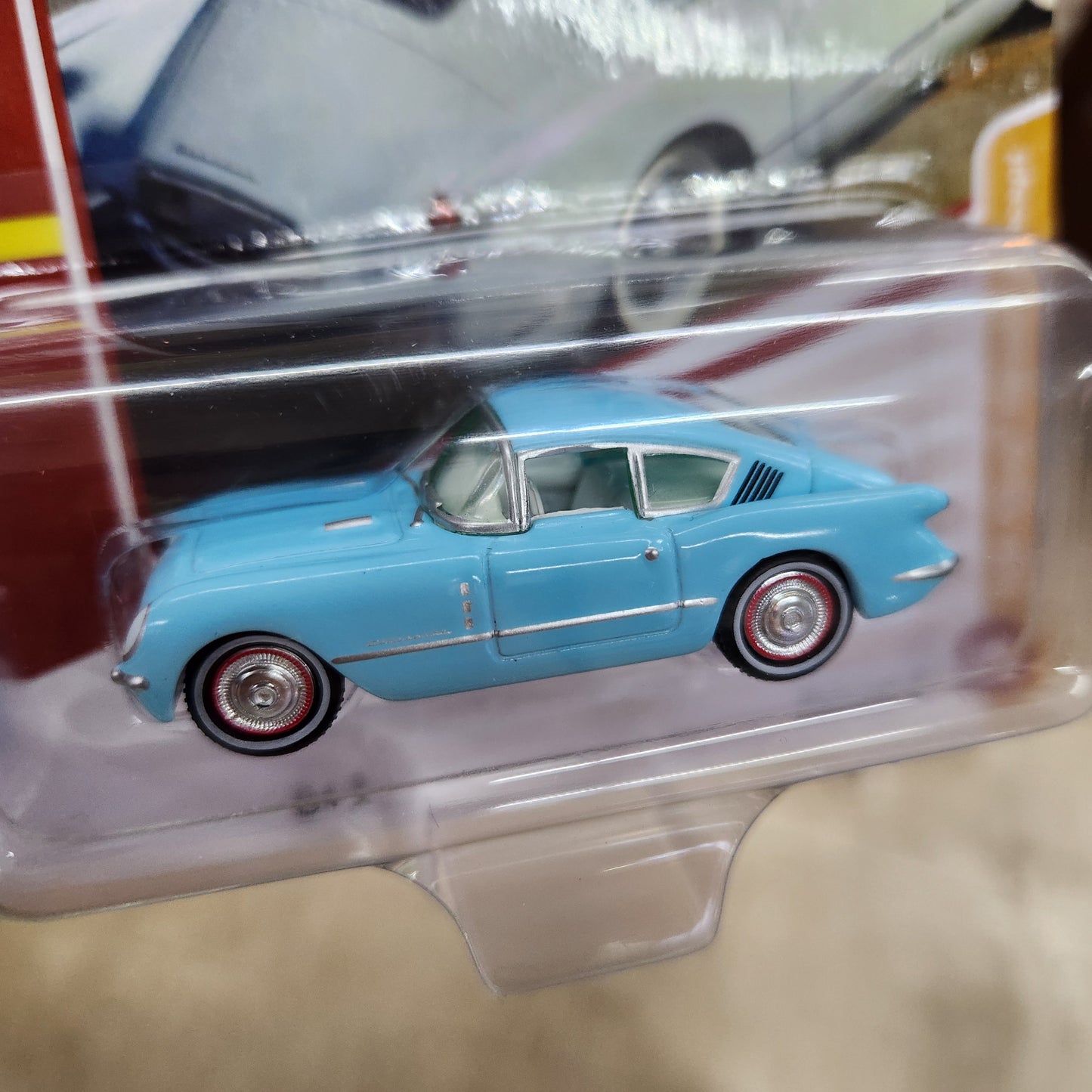 Johnny Lightning - 2023 Classic Gold R2 Ver B - 1954 Chevy Corvair Concept