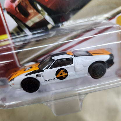 Johnny Lightning - 2023 Classic Gold R2 Ver B - 2005 Ford GT