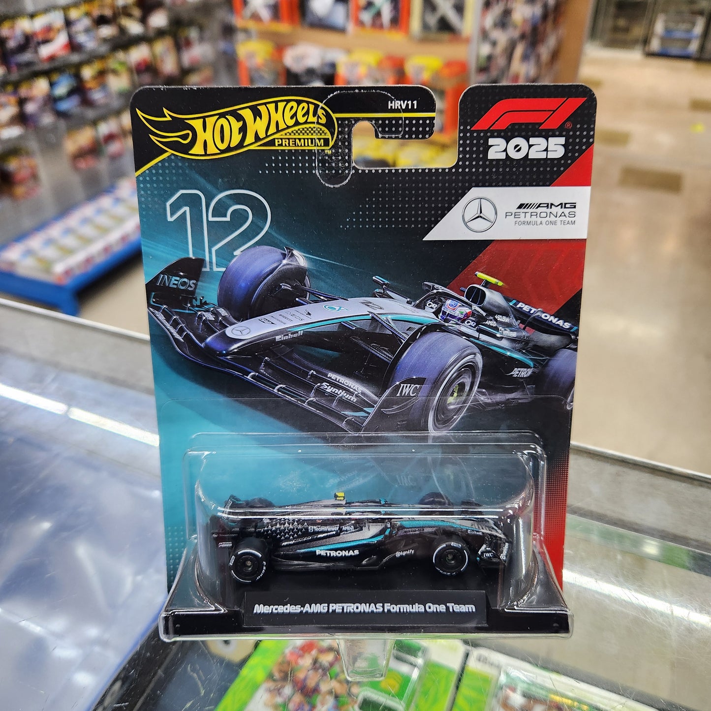 Hot Wheels Premium - 2025 Formula 1 Mercedes-AMG F1 Team - #12 Kimi Antonelli - 1:64 Scale