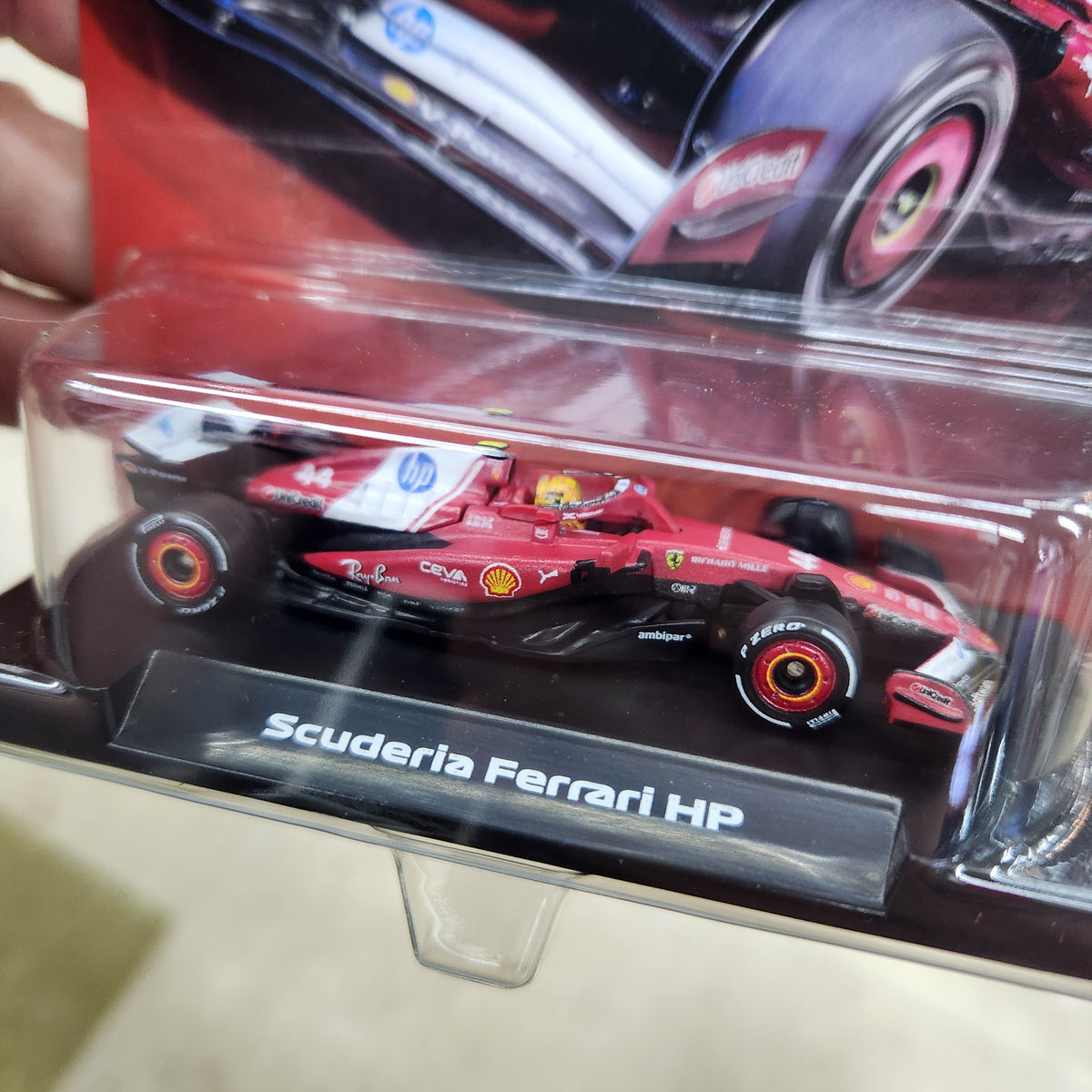 Hot Wheels Premium  - 2025 Scuderia Ferrari F1 Team - #44 Lewis Hamilton - 1:64 Scale