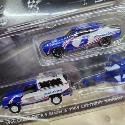 Greenlight - Racing 'Hitch & Tow' Series 6 - 1969 Chevy Camaro & 1985 Chevy K5 Blazer'Henricks Motorsport' with Trailer