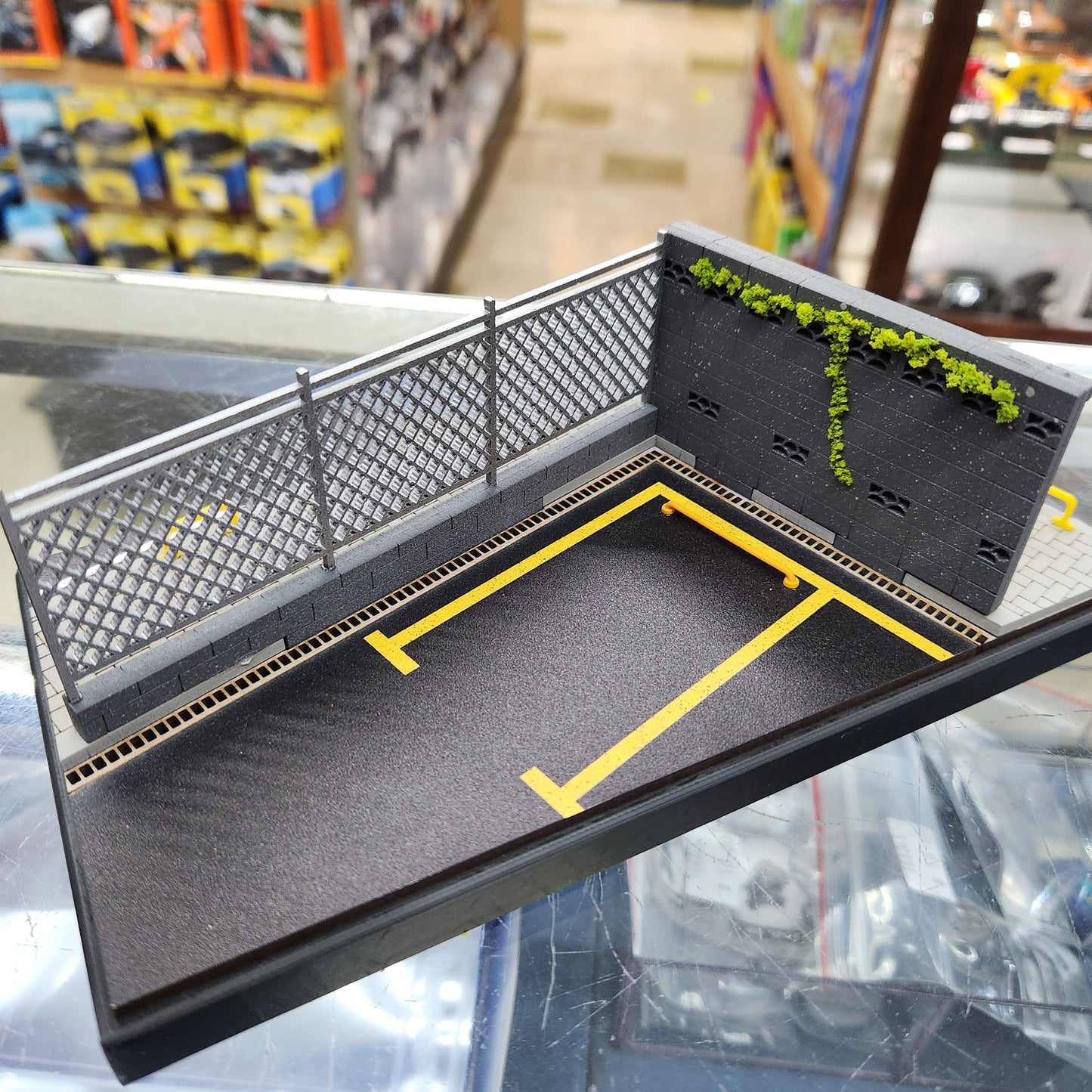 Diorama - Street Parking Lot (Single Carpark) - 1:64 Scale