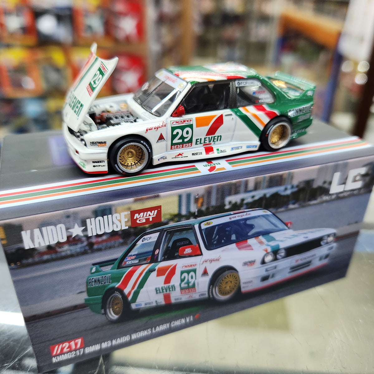 MiniGT - BMW M3 Kaido Works 'Larry Chen' V1 - 1:64 Scale