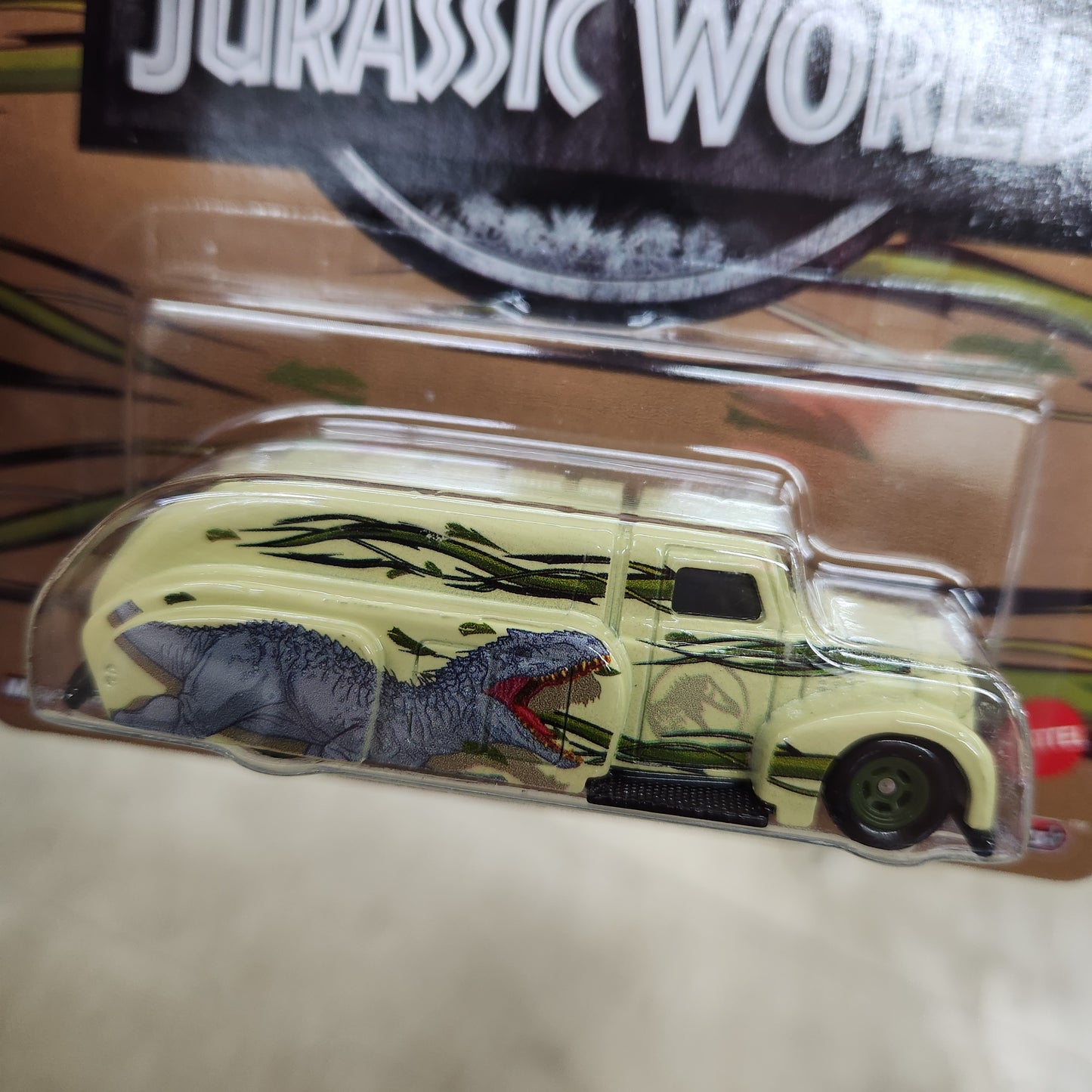Hot Wheels Premium - Pop Culture (2022) - Jurassic World '1938 Dodge Airflow'