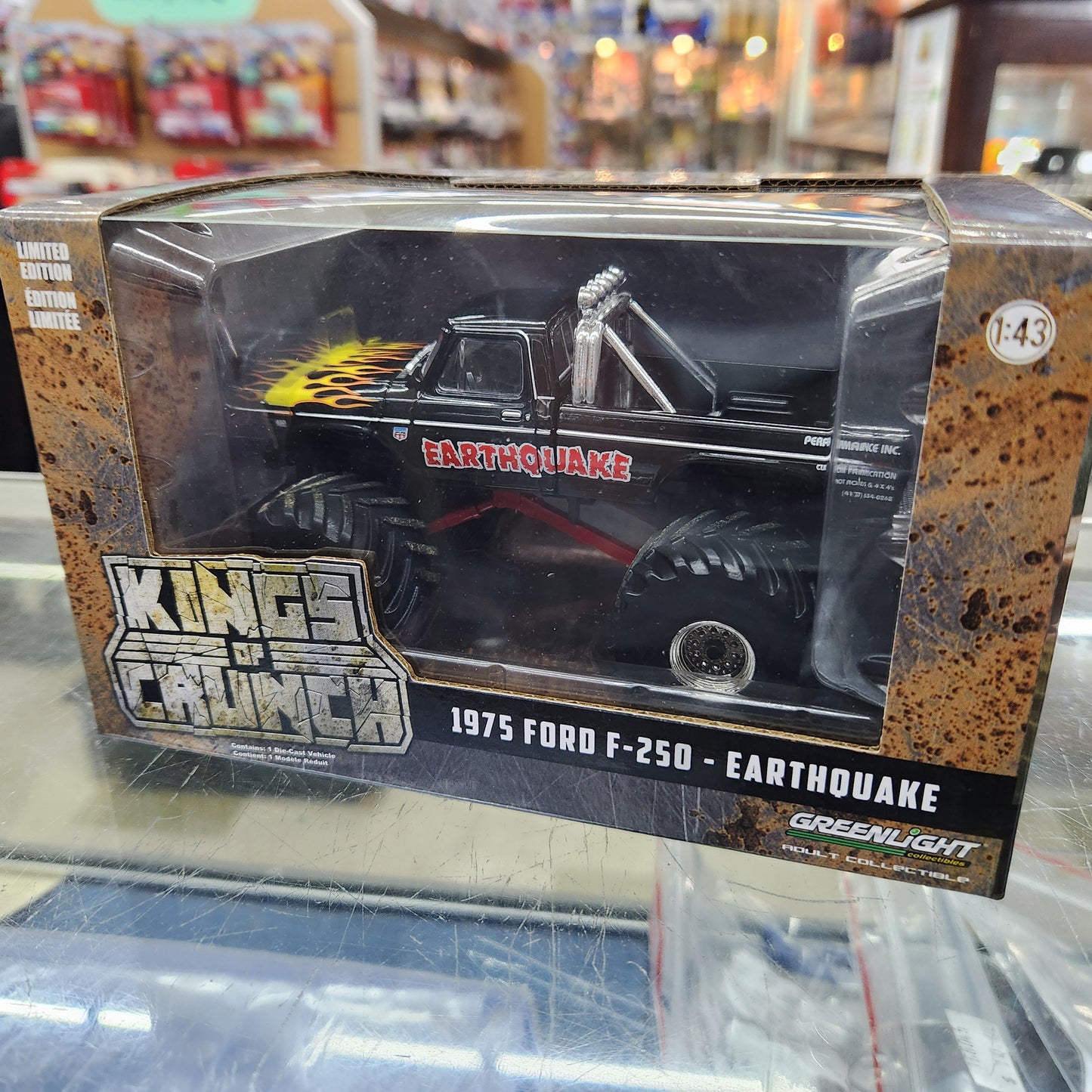 Greenlight - Kings of Crunch Monster Trucks (Series 2) - 1975 Ford F-250 'Earthquake' - 1:43 Scale