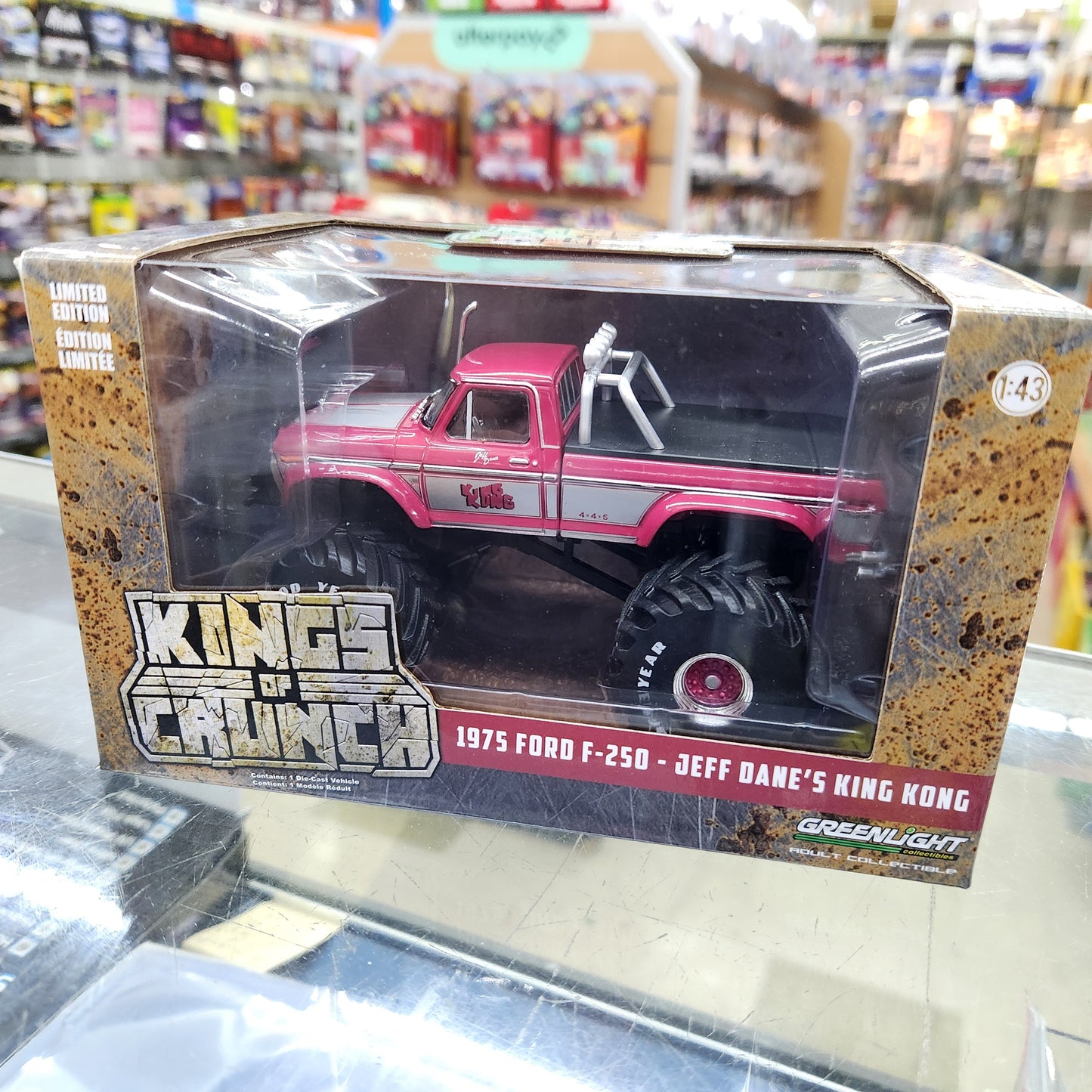 Greenlight - Kings of Crunch Monster Trucks (Series 3) - 1975 Ford F-250 'Jeff Dane's King Kong' - 1:43 Scale