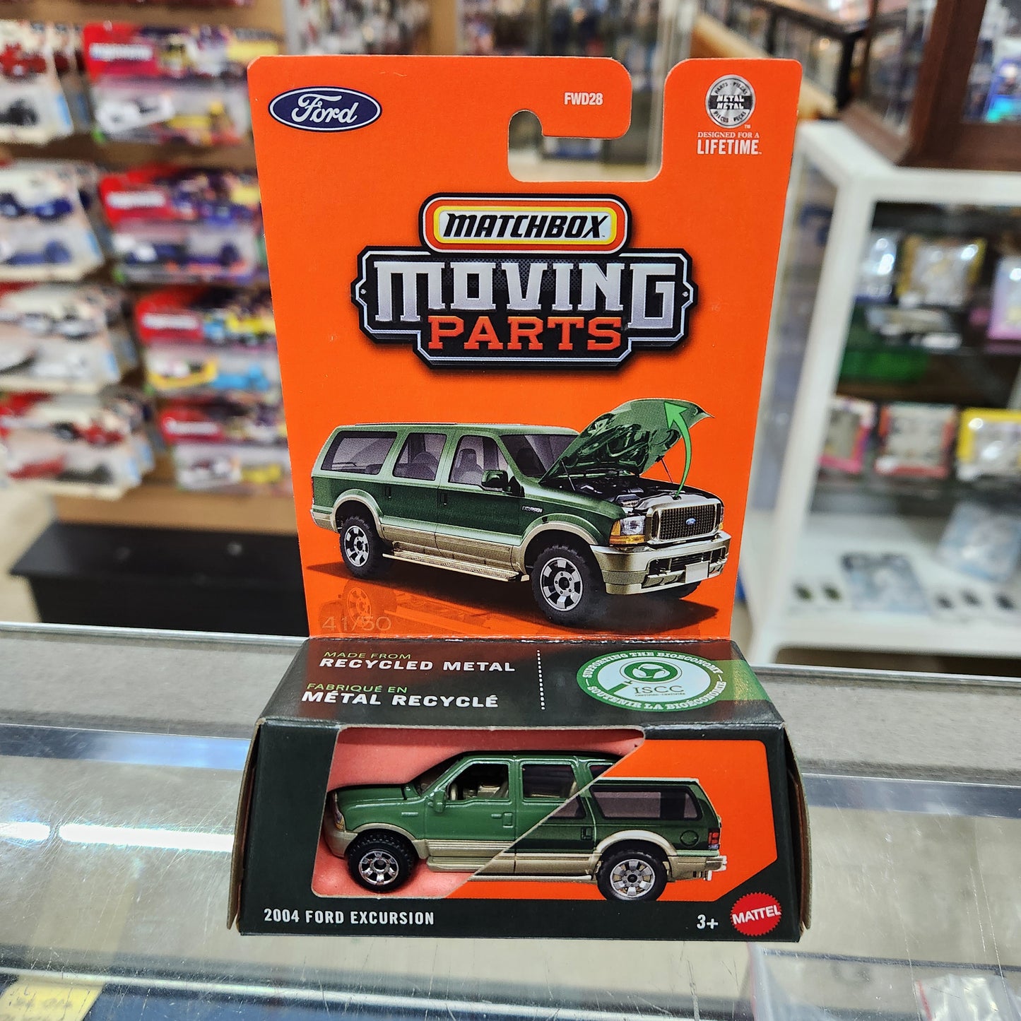 Matchbox - Moving Parts - 2004 Ford Excursion (Green/Tan) - 1:64 Scale