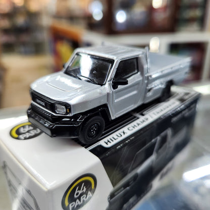 Para64 - 2025 Toyota Hilux Champ Tamaraw (Silver) - 1:64 Scale