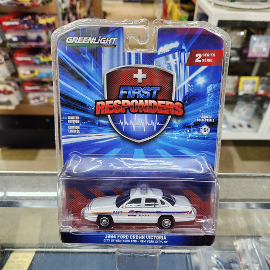 Greenlight - First Responders Series 2 - 1994 Ford Crown Victoria 'City of New York EMS'
