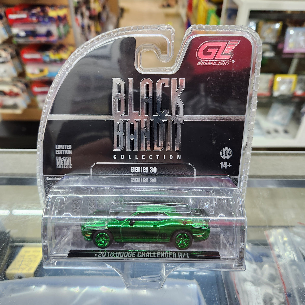 Greenlight - Black Bandit Series 30 - 2016 Dodge Challenger R/T **CHASE**